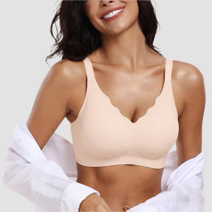 Scalloped Seamless Push-Up Bra – Soft, Wireless & Fully Adjustable
