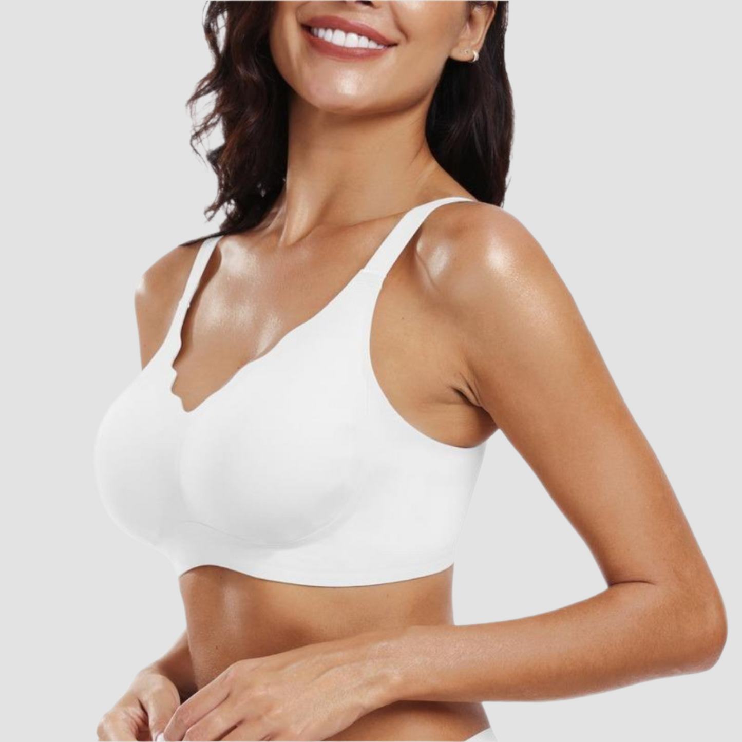 Scalloped Seamless Push-Up Bra – Soft, Wireless & Fully Adjustable