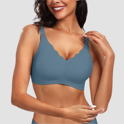 Scalloped Seamless Push-Up Bra – Soft, Wireless & Fully Adjustable