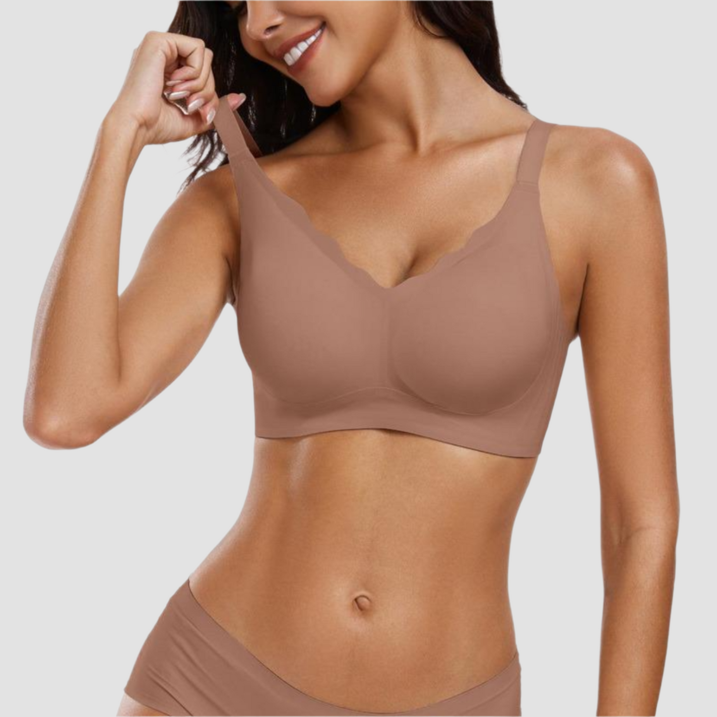 Scalloped Seamless Push-Up Bra – Soft, Wireless & Fully Adjustable